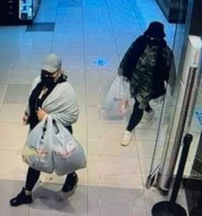 Suspects to be identified in using stolen bank cards